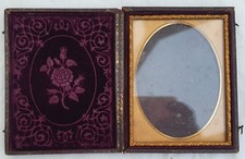 Victorian Daguerreotype Quarter Plate Case Leather & Velvet lined