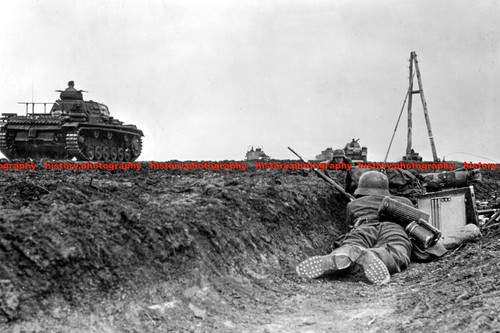 F007871 german panzer iii tank - iii,