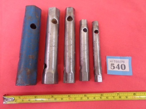 Old draper box spanners - x,