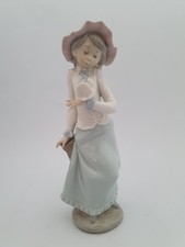 Vintage NAO/Lladro Girl with Dove [24cm Tall] VGC