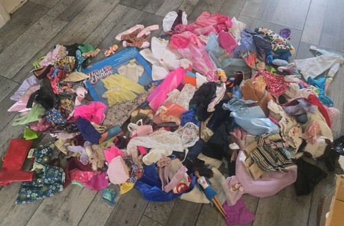 Huge bundle vintage 70s - bundle, sindy
