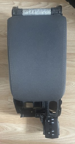 Golf mk5 centre arm - mk5,