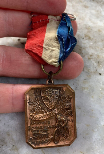 Antique 1924 bicycle medal pin - 1924,