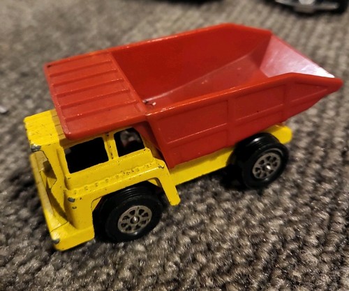 Vintage corgi dump truck lorry - corgi,