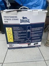 boxing bag stand Lonsdale