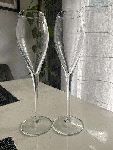 Pair elegant clear - pair, of