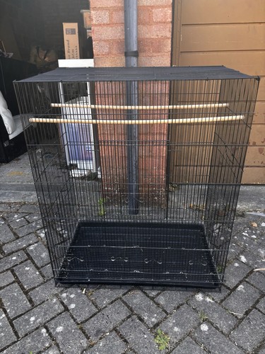 Flight cage for - flight,