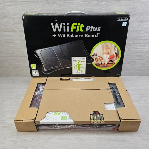Nintendo wii fit plus - nintendo,