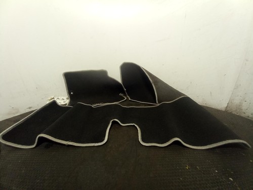 Toyota yaris set - set, of