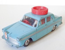 Corgi No.236 Austin A60 DeLuxe