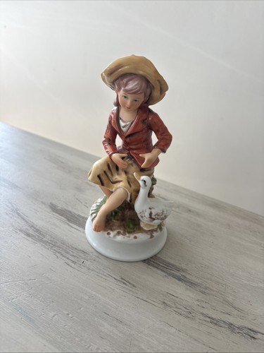 Vintage figurine marks - figurine, by