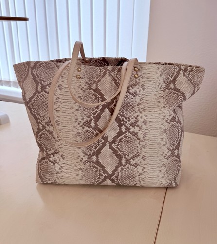 Russell bromley x stuart - russell, &