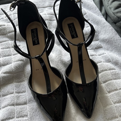 Black patent heels with - black,