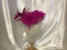 Ladies Fuchsia Pink Fascinator