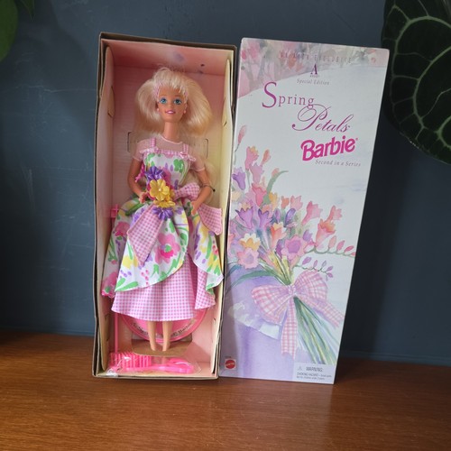 1996 spring petals barbie - 1996,
