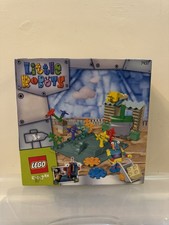 Lego Explore Set 7437 Little