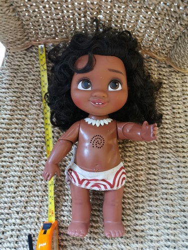 Moana talking doll - moana,