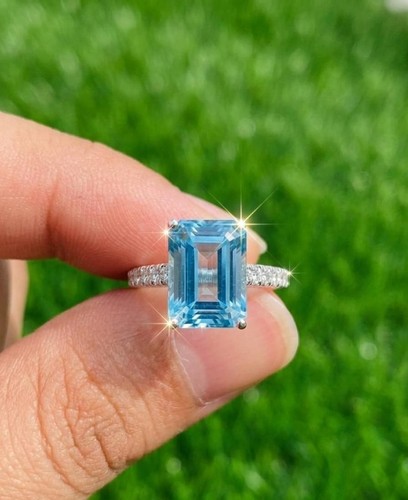 Emerald cut aquamarine ring - cut,