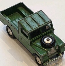 Rare Corgi LAND ROVER 109 WB