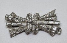 Beautiful Art Deco Duette Clip