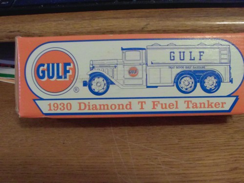 1930 diamond fuel tanker - t,