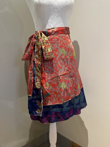Stunning wrap made - stunning, orange-knee
