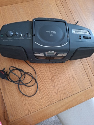 Sony cfd w32l portable - portable, cd