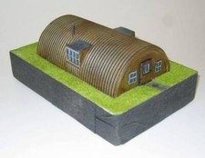 OO Gauge Nissen Huts / Plastic