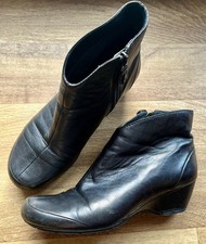 Ladies Clarks Black Leather