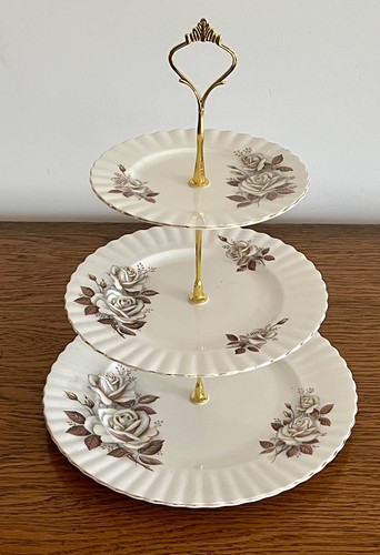 Stunning richmond rose tier - rose,