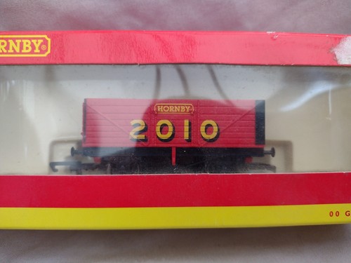Hornby railways r6501 2010 - railways,