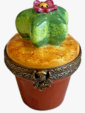 LIMOGES PEINT MAIN Hinged