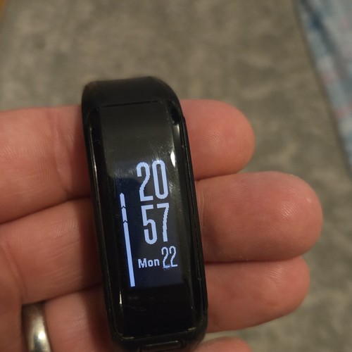 Garmin vivosmart activity - garmin,