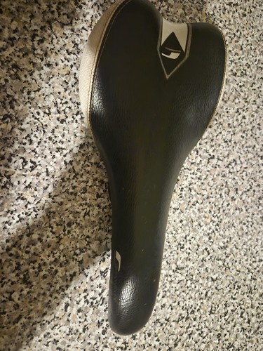 Carrera road bike seat racing - carrera,