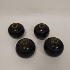 4 Thomas Taylor Size 5