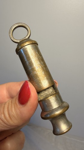 Ww2 arp whistle hudson - j, co