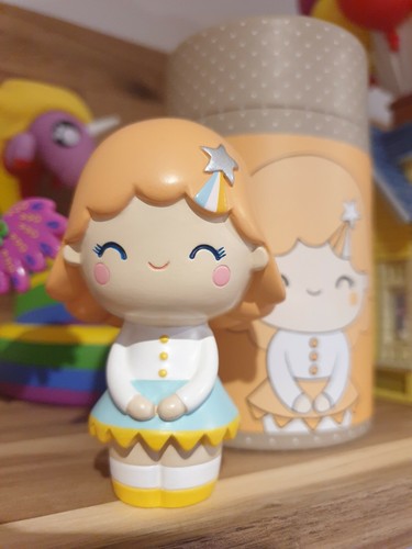 Momiji apricot birthday girl - momiji,