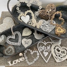 Hanging Metal Wood Heart Vintage Chic Distressed Decorations Wedding Favours 