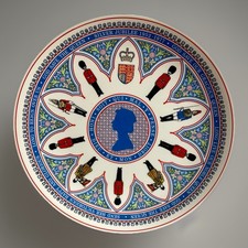 Wedgwood 1977 Silver Jubilee HRH Queen Elizabeth Plate 10 inch .  VGC. Vintage.