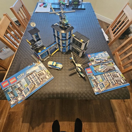 Lego city police station 60141 - city,