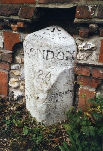 Photo 6x4 old milestone the - milestone, by