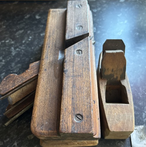 Antique wooden moulding rebate - antique,