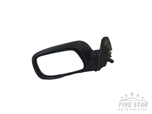 Toyota avensis front door - front,
