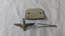Parachute Regiment Silver Cap Badge with Lug Fittings & Split pin Queen's crown