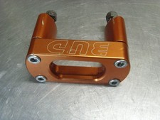 BUD 28mm BAR CLAMPS/ MOUNTS (FOR USE WITH BUD TOP TRIPLE CLAMP ONLY) KTM50-65 ?