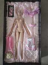 Sybarite Superdoll Ivory D'Royce Superfrock FBR