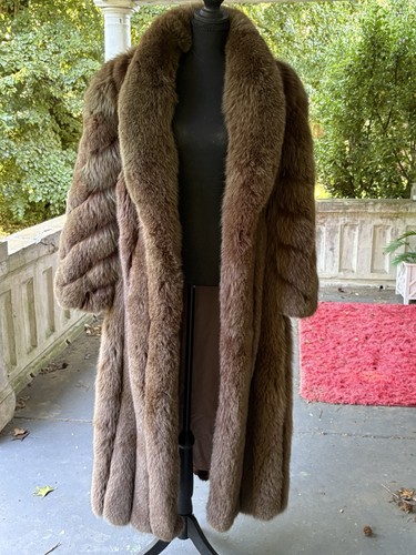 Taupe natural saga fox fur - natural,