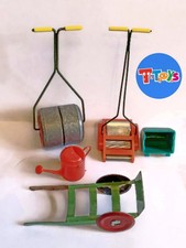 Dolls house vintage spot - dolls,