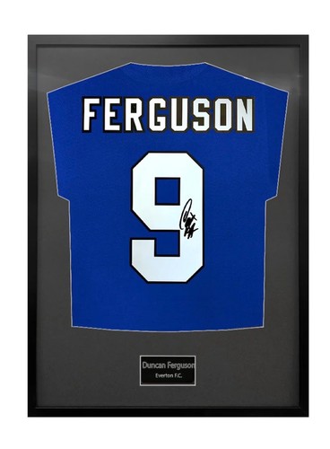 Duncan ferguson everton signed - duncan,