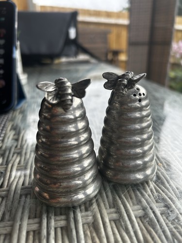 Metal silver bee - , salt